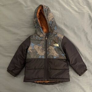 North face toddler winter jacket. Reversible